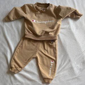 Champion Kids Tan Crewneck Sweatshirt & Joggers Set - Tan